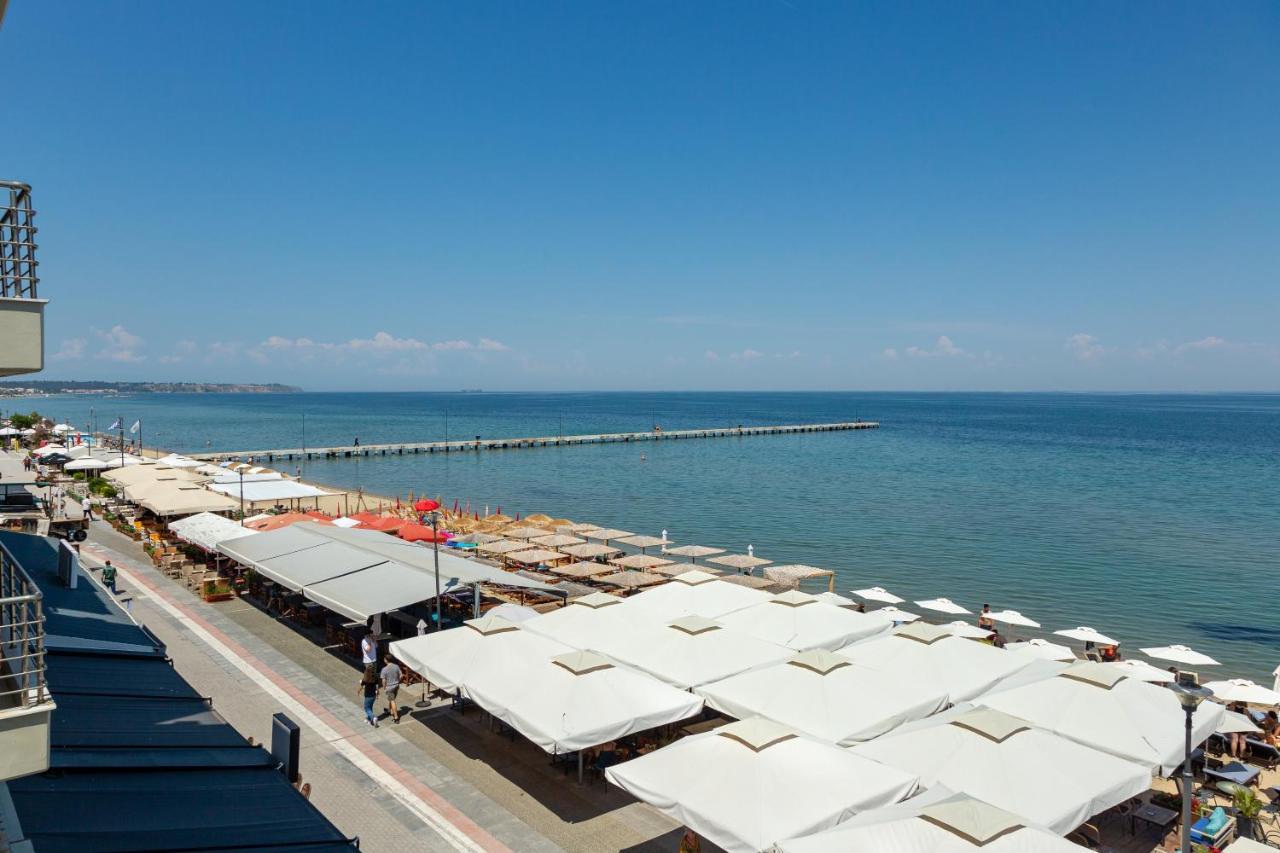 Atlantis "Pleasure By The Sea" Apartment Peraia  Exterior photo