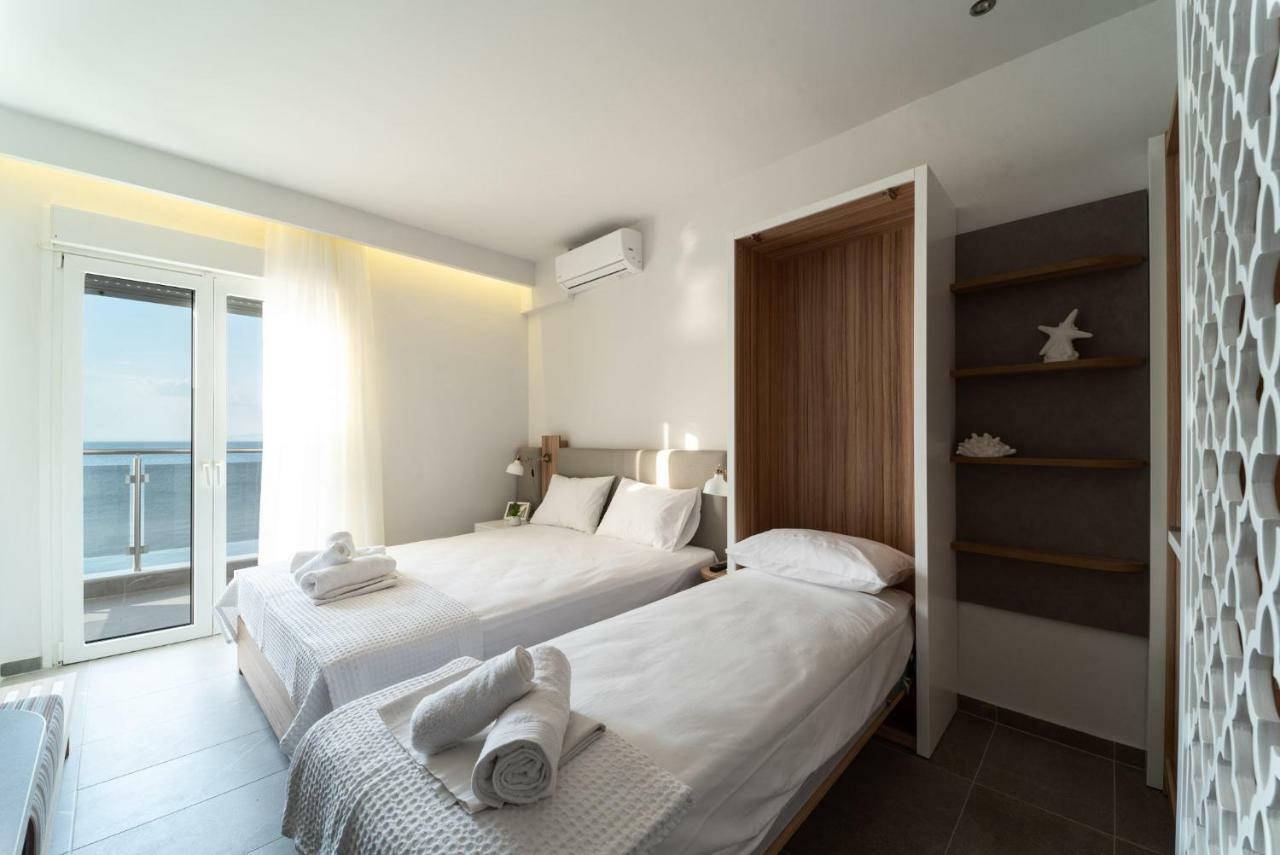 Atlantis "Pleasure By The Sea" Apartment Peraia  Exterior photo
